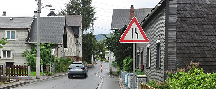 Goldlauter-Heidersbach: Zellaer Straße (Foto: Brigitte Günkel)