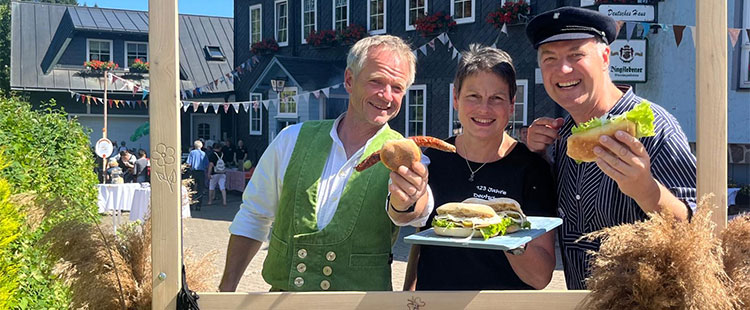 1125-Jahr-Feier Vesser 2025: Dr. Jens Triebel, Kathrin Fischer, Holger Matthäus